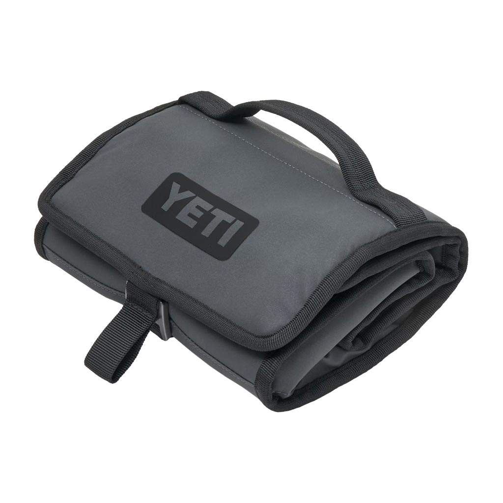 YETI INTL DAYTRIP LUNCH BAG CHARCOAL CLOSED